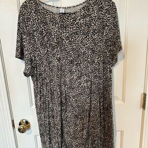 Old Navy Animal Print Top